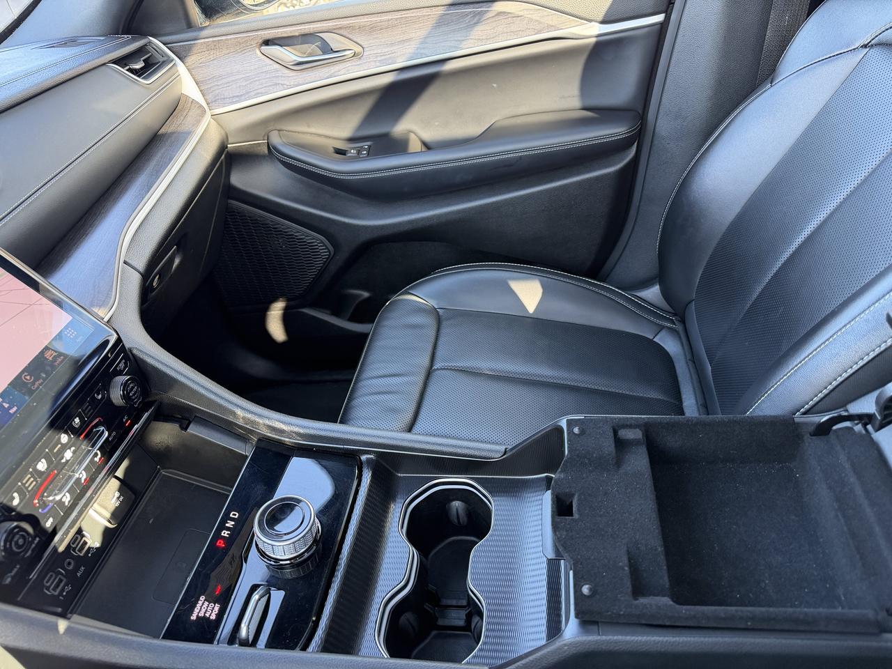 2024 Jeep Grand Cherokee Limited 4WD | V6 | NAV | Leather | Heated Seats | Power Liftgate | 20IN Gloss Black Wheels Redwater AB