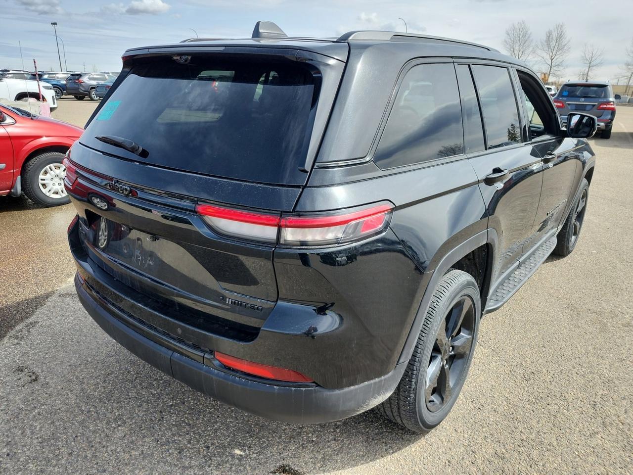 2024 Jeep Grand Cherokee Limited 4WD | V6 | NAV | Leather | Heated Seats | Power Liftgate | 20IN Gloss Black Wheels Redwater AB