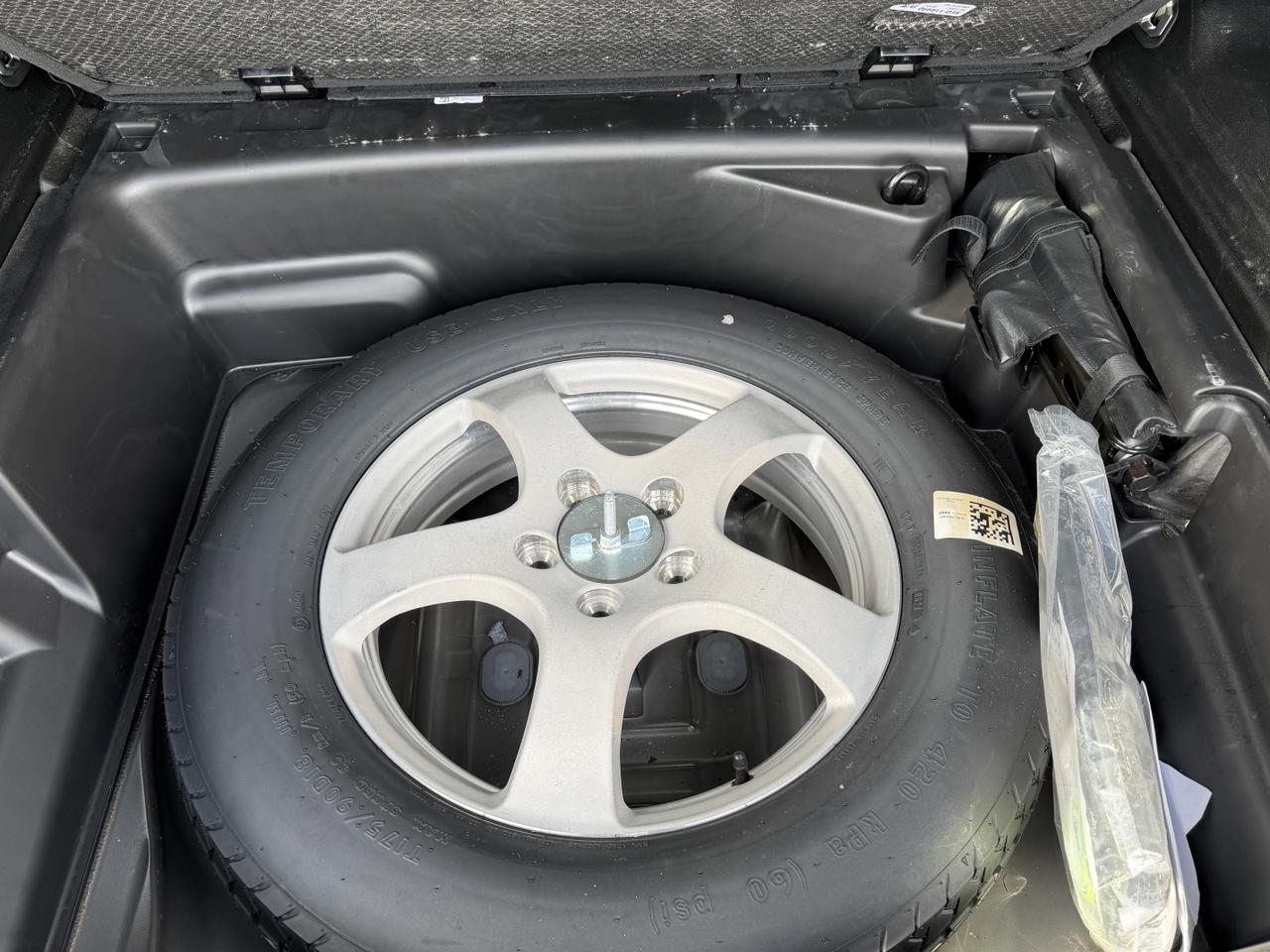 2024 Jeep Grand Cherokee Limited 4x4 | Luxury Tech | Pano Sunroof | Heated Vented Seats | Remote Start | Power Liftgate Redwater AB