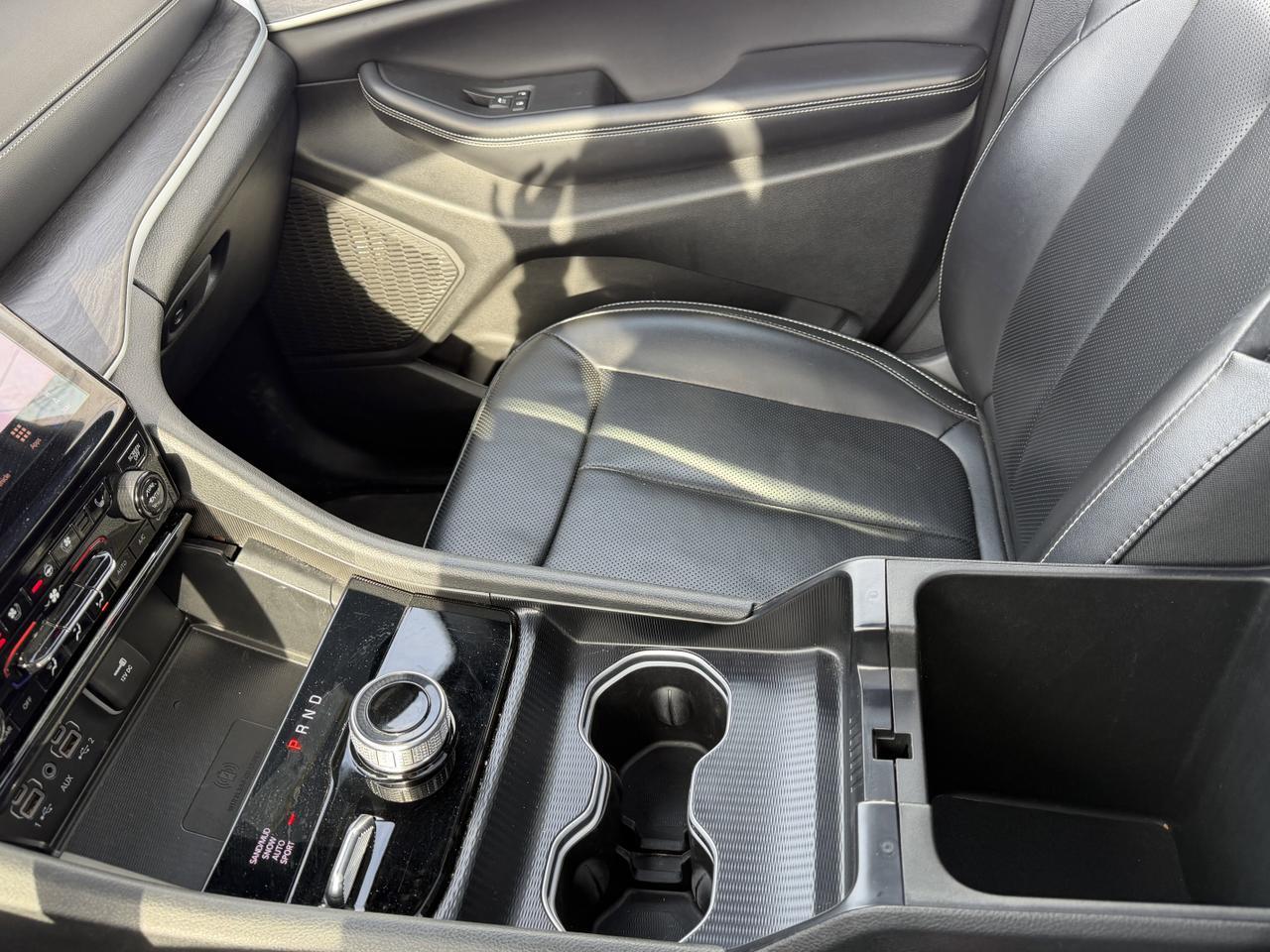 2024 Jeep Grand Cherokee Limited 4x4 | Luxury Tech | Pano Sunroof | Heated Vented Seats | Remote Start | Power Liftgate Redwater AB