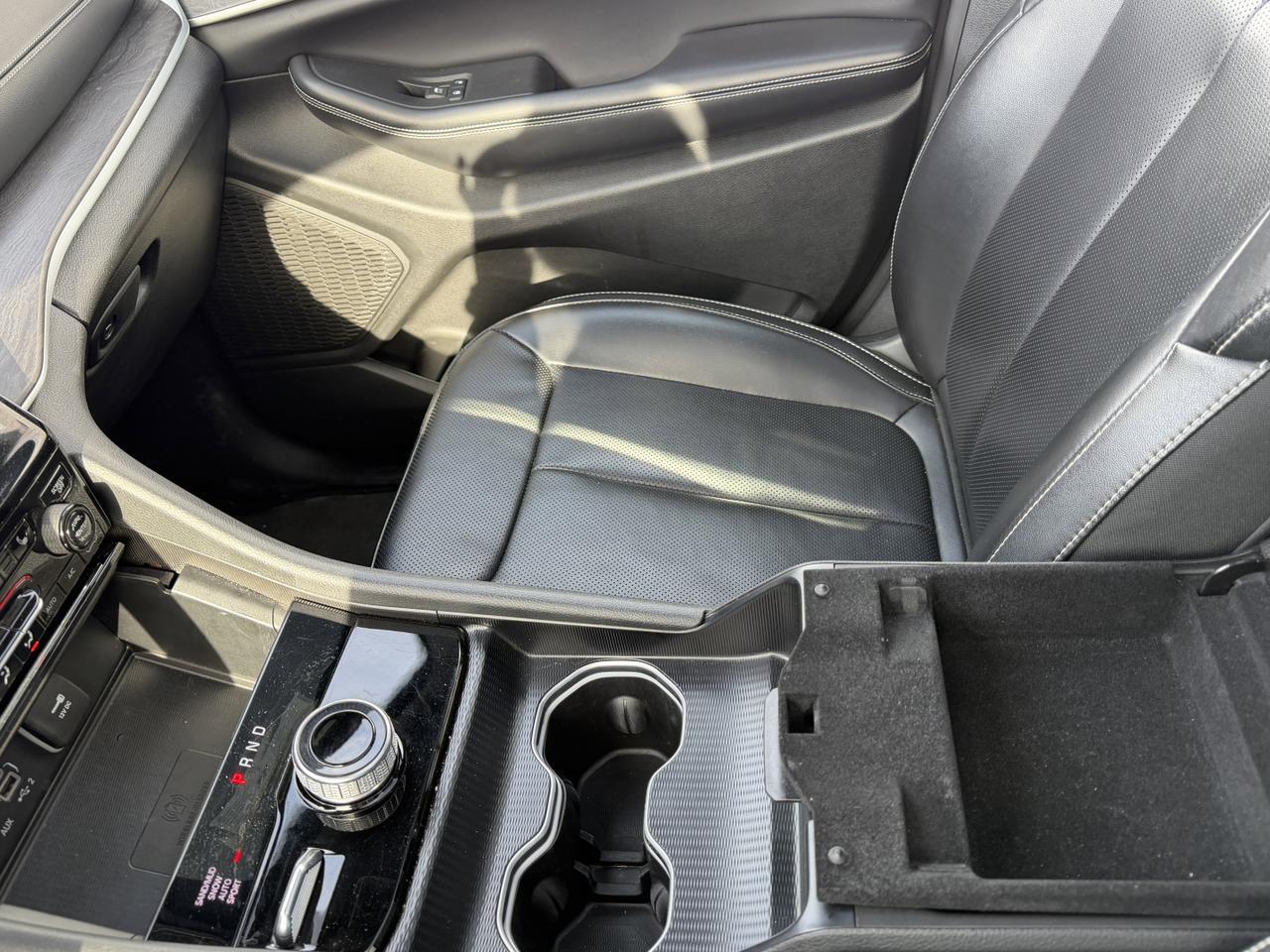 2024 Jeep Grand Cherokee Limited 4x4 | Luxury Tech | Pano Sunroof | Heated Vented Seats | Remote Start | Power Liftgate Redwater AB