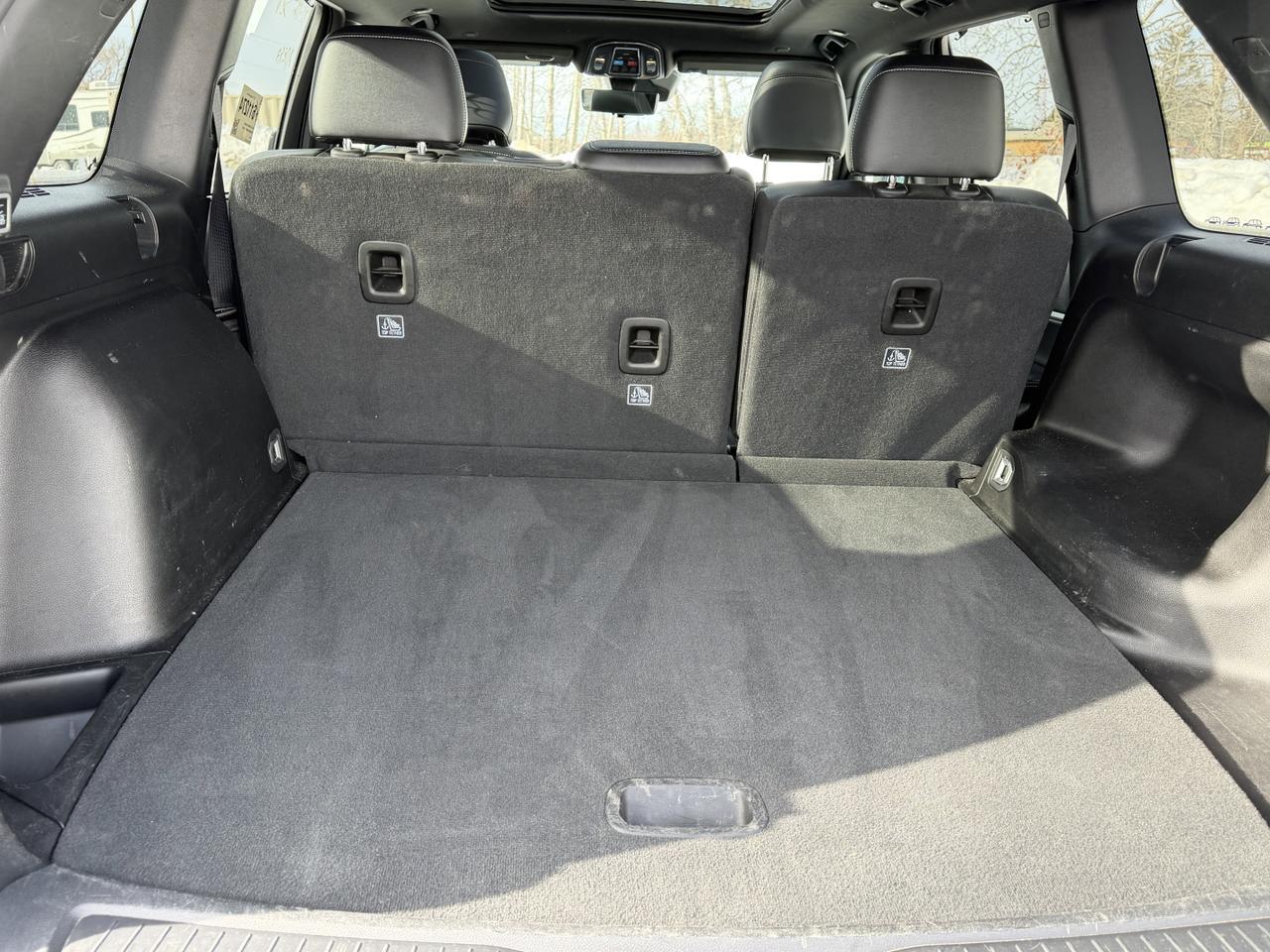 2024 Jeep Grand Cherokee Limited 4x4 | Luxury Tech | Pano Sunroof | Heated Vented Seats | Remote Start | Power Liftgate Redwater AB