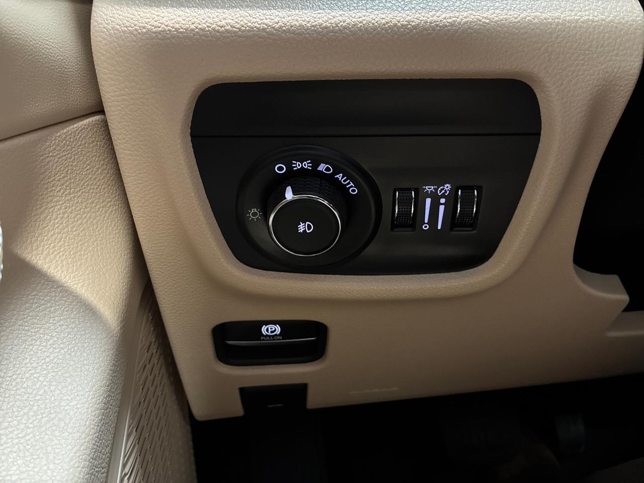 2024 Jeep Grand Cherokee Limited, Black Appearance Pkg, Pano Sunroof Houston TX