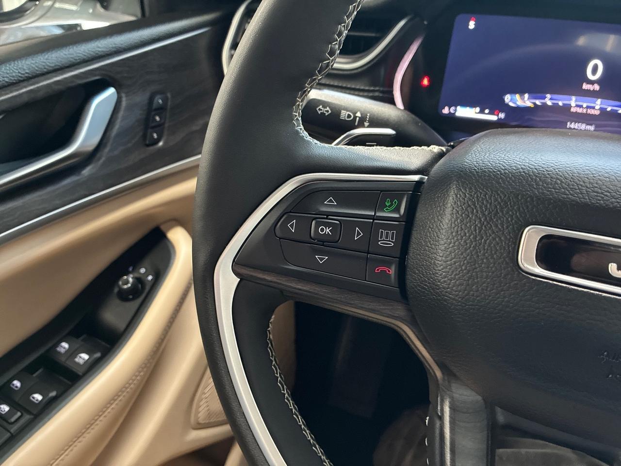 2024 Jeep Grand Cherokee Limited, Black Appearance Pkg, Pano Sunroof Houston TX