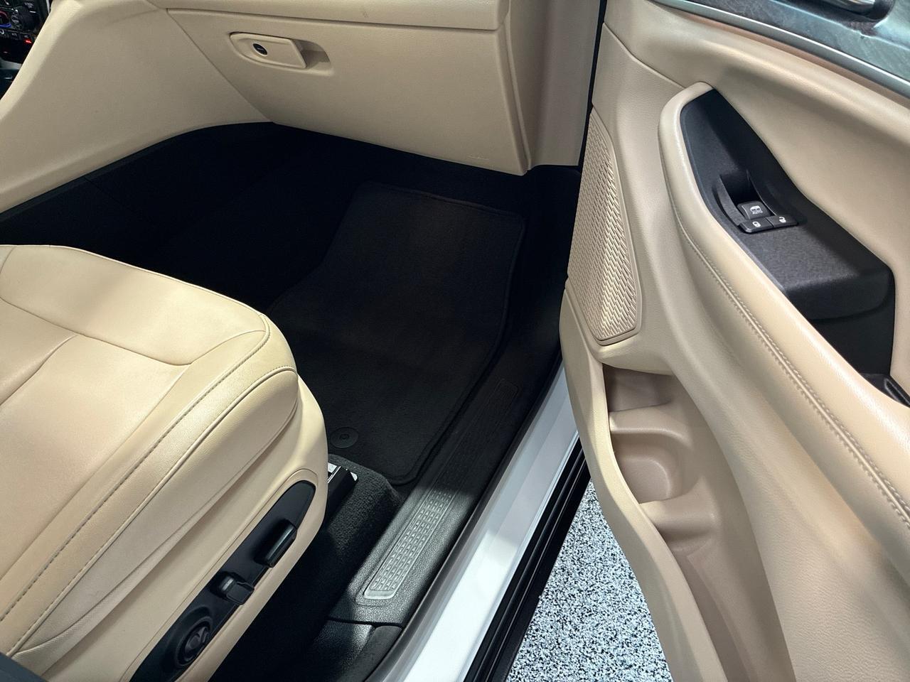 2024 Jeep Grand Cherokee Limited, Black Appearance Pkg, Pano Sunroof Houston TX