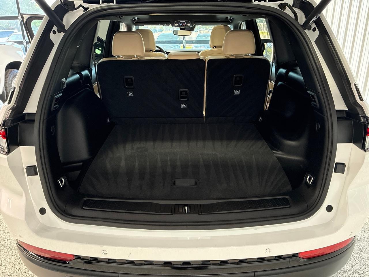 2024 Jeep Grand Cherokee Limited, Black Appearance Pkg, Pano Sunroof Houston TX