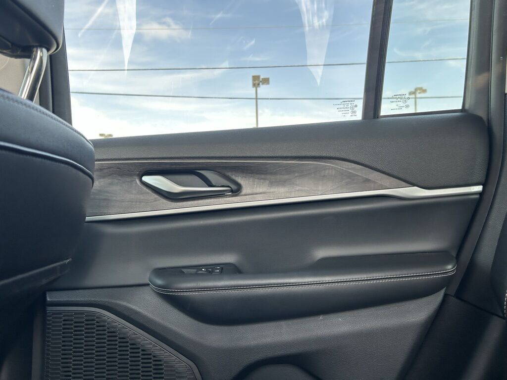 2024 Jeep Grand Cherokee Limited Crestwood KY