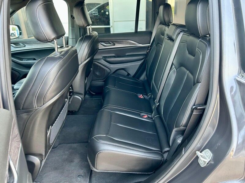 2024 Jeep Grand Cherokee Limited Harper KS