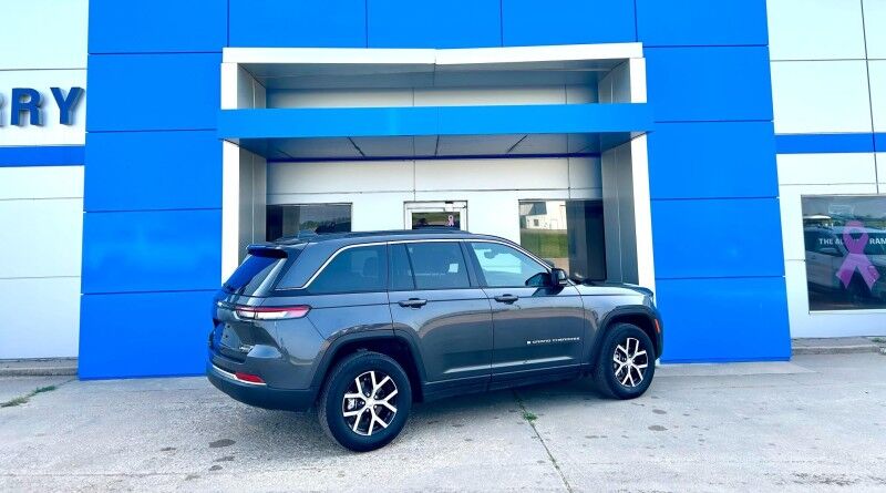 2024 Jeep Grand Cherokee Limited Harper KS