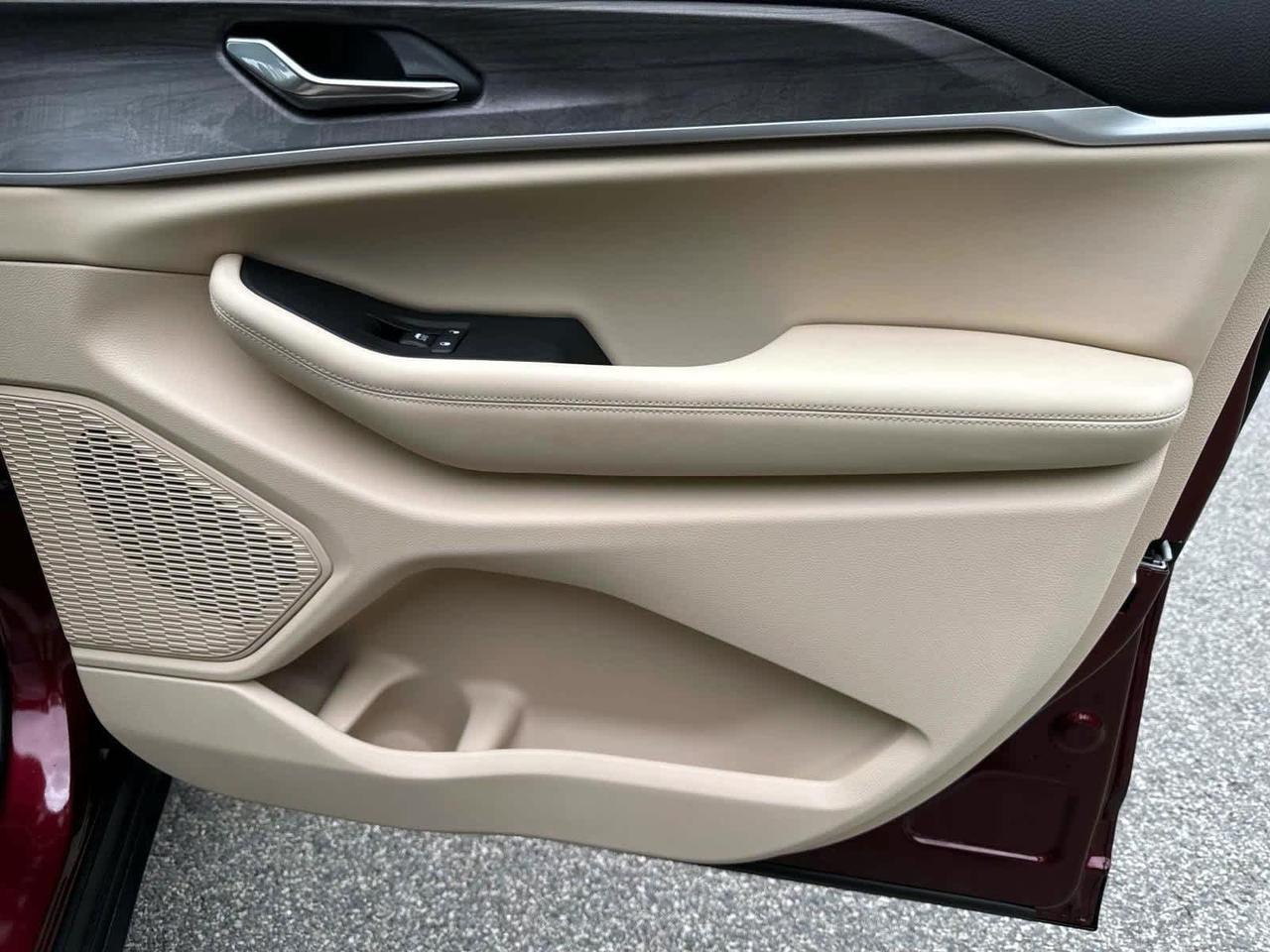 2024 Jeep Grand Cherokee Limited Plymouth MA