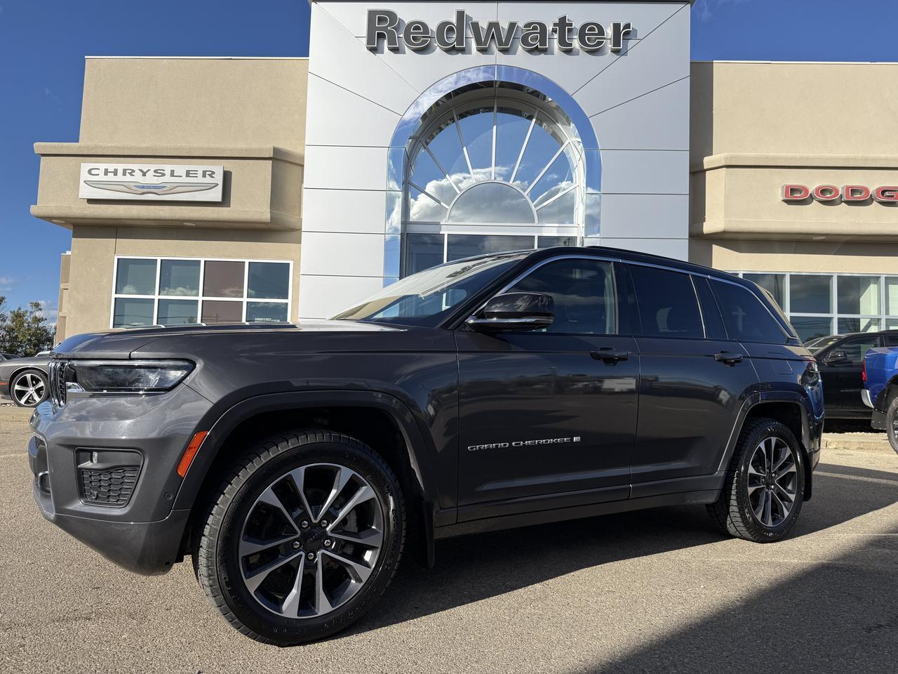 2024 Jeep Grand Cherokee Overland 4x4 | V6 Pentastar | Pano Sunroof | Massage Leather Seats | NAV | Night Vision| HUD