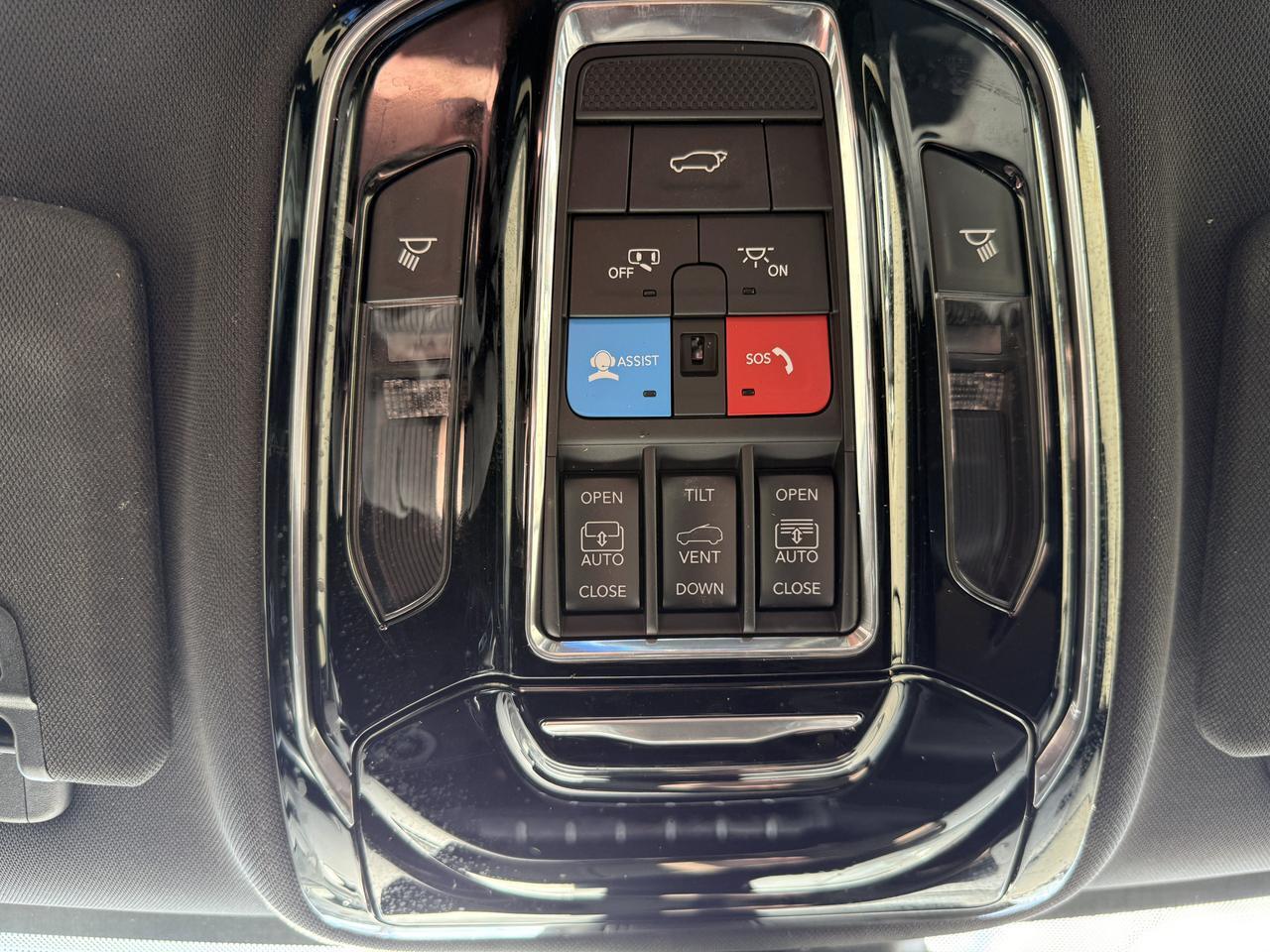 2024 Jeep Grand Cherokee Overland 4x4 | V6 Pentastar | Pano Sunroof | Massage Leather Seats | NAV | Night Vision| HUD Redwater AB
