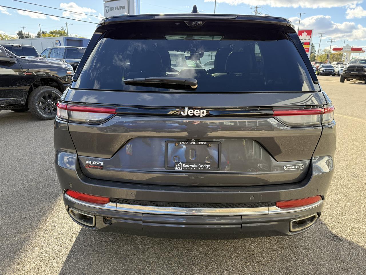 2024 Jeep Grand Cherokee Overland 4x4 | V6 Pentastar | Pano Sunroof | Massage Leather Seats | NAV | Night Vision| HUD Redwater AB
