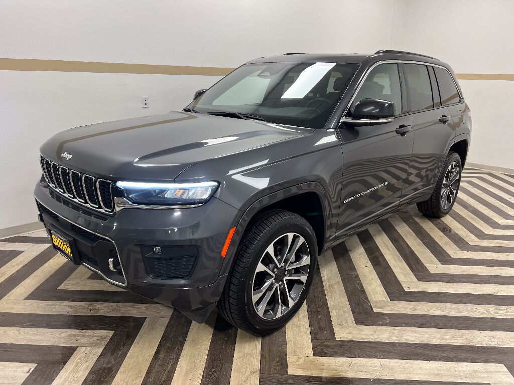 2024 Jeep Grand Cherokee Overland Gasoline