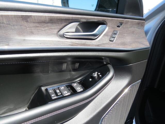 2024 Jeep Grand Cherokee Overland Wilson NC