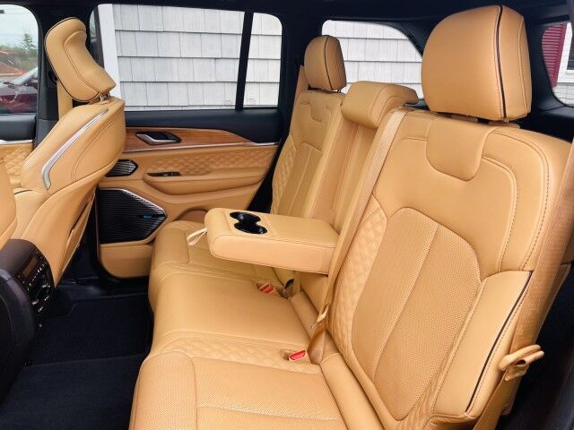 2024 Jeep Grand Cherokee Summit Reserve Marshfield MA