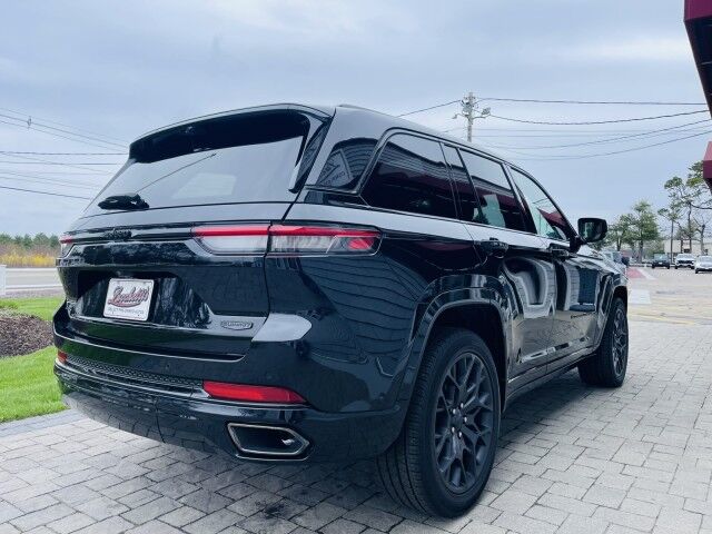 2024 Jeep Grand Cherokee Summit Reserve