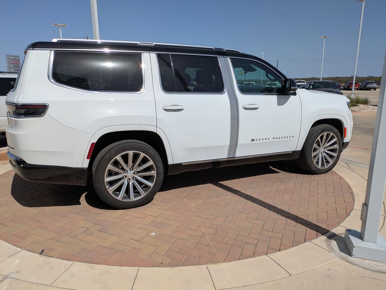 2024 Jeep Grand Wagoneer