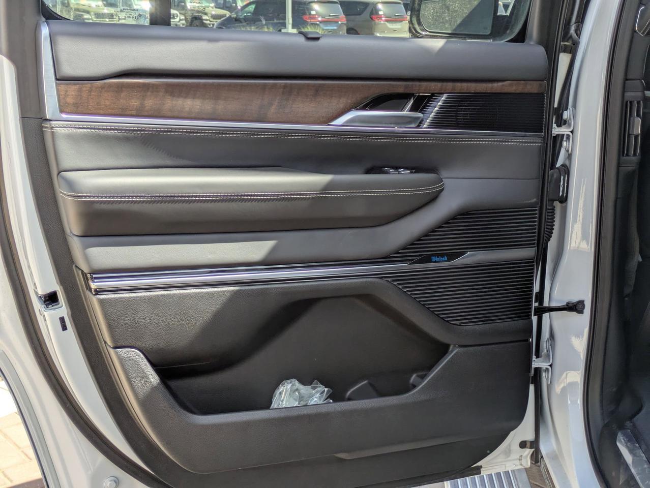 2024 Jeep Grand Wagoneer Castroville TX