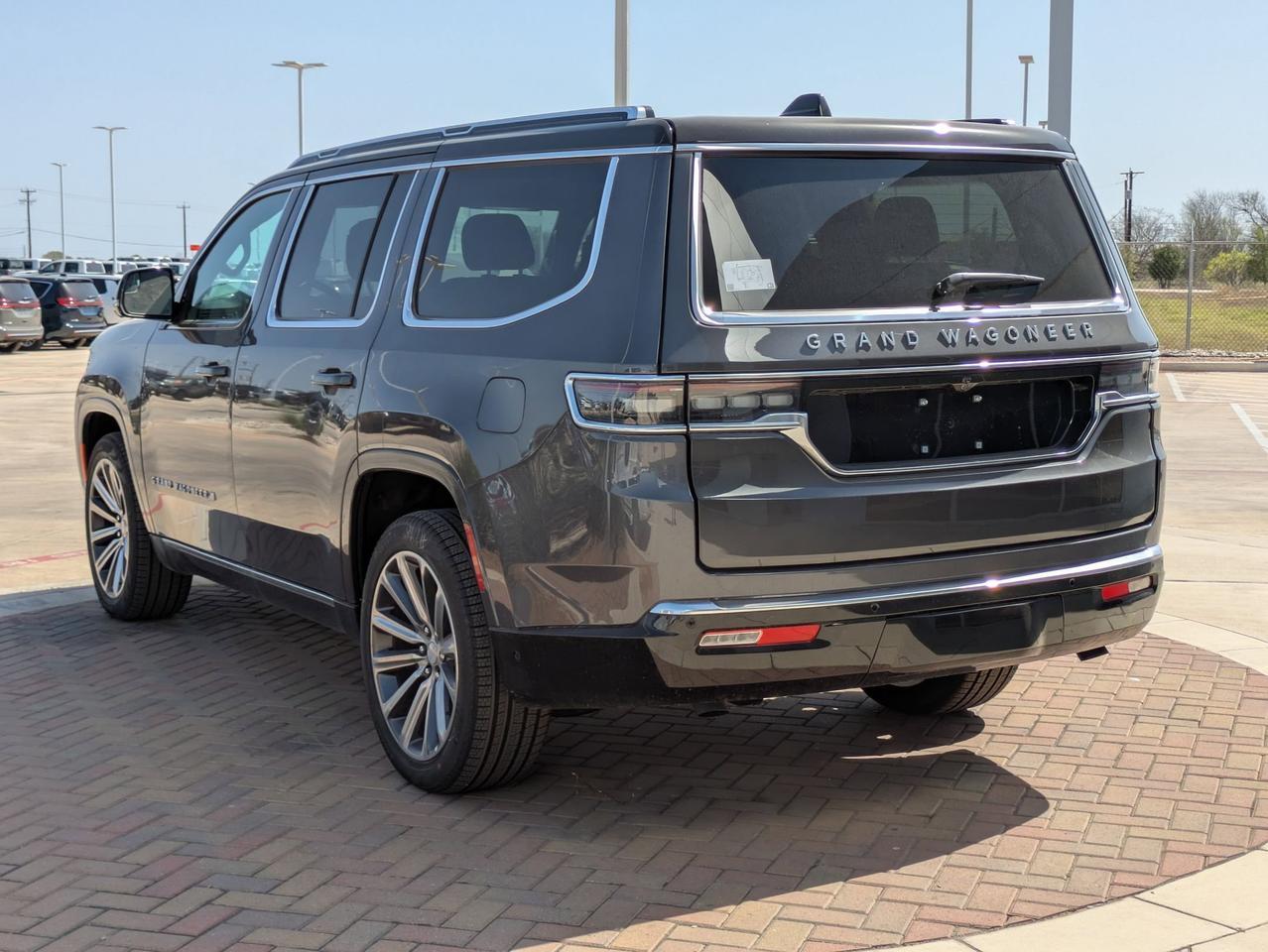 2024 Jeep Grand Wagoneer BASE Castroville TX