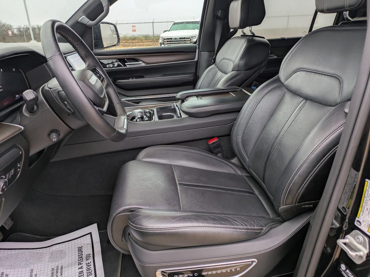 2024 Jeep Grand Wagoneer L BASE Castroville TX