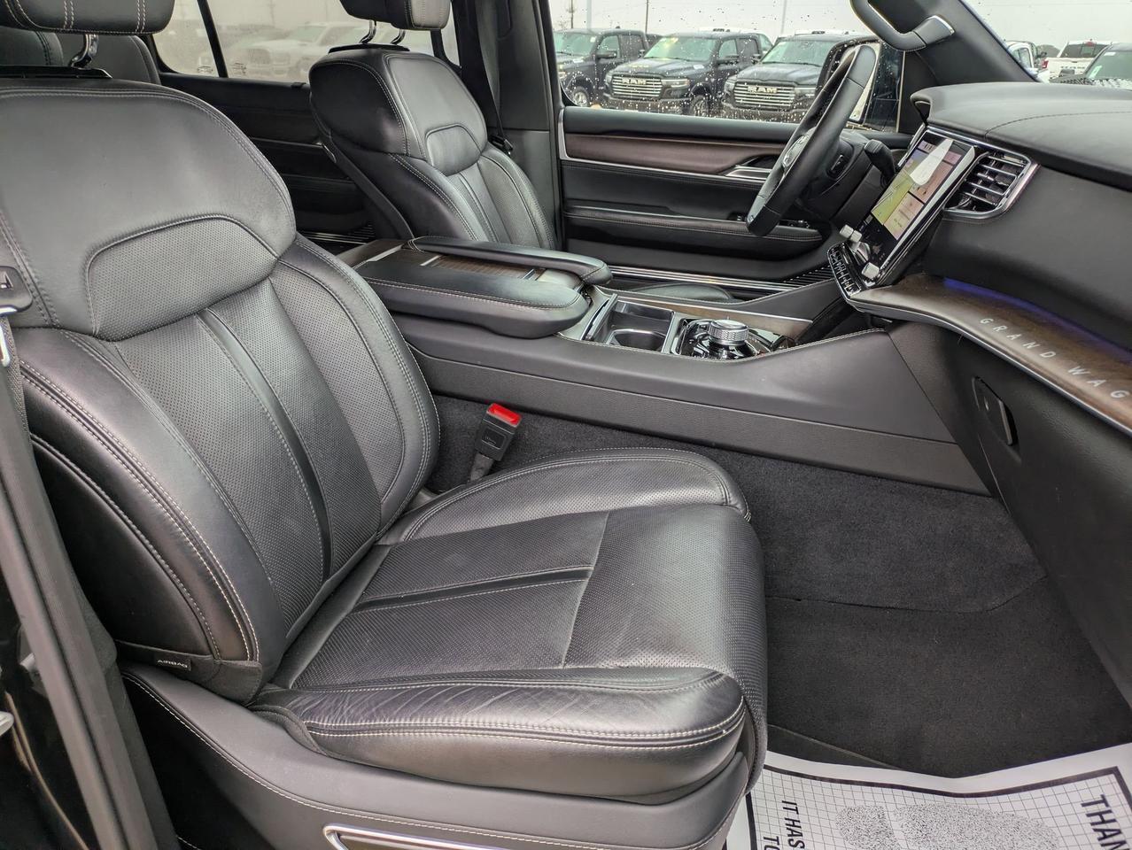 2024 Jeep Grand Wagoneer L BASE Castroville TX