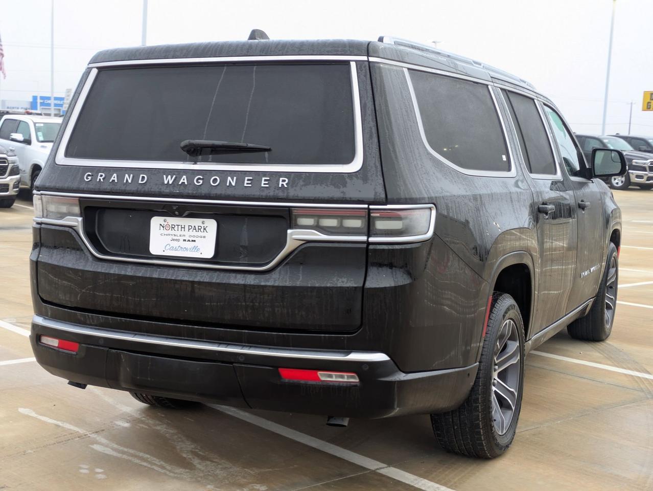 2024 Jeep Grand Wagoneer L BASE