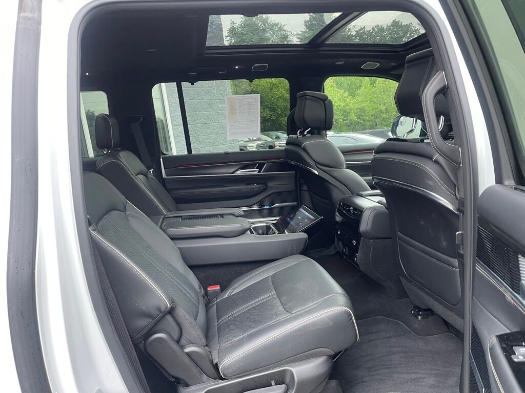 2024 Jeep Grand Wagoneer L Series II Orange MA