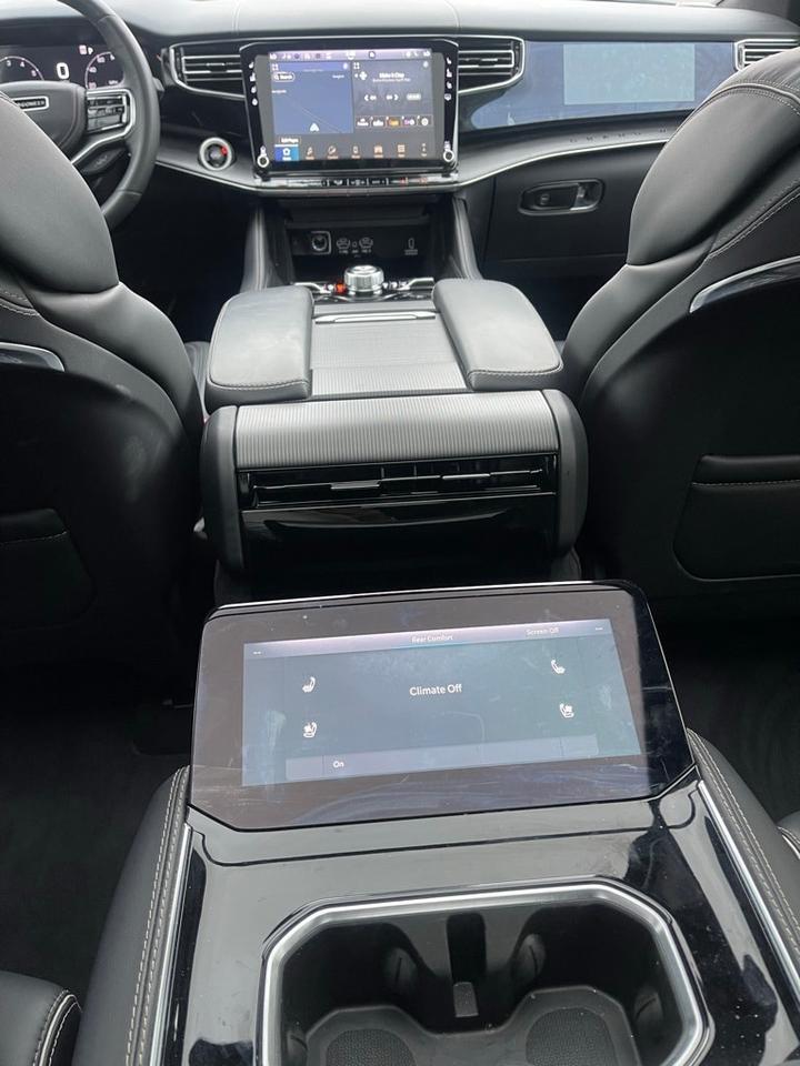 2024 Jeep Grand Wagoneer L Series II Orange MA