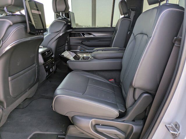 2024 Jeep Grand Wagoneer L Series II Castroville TX