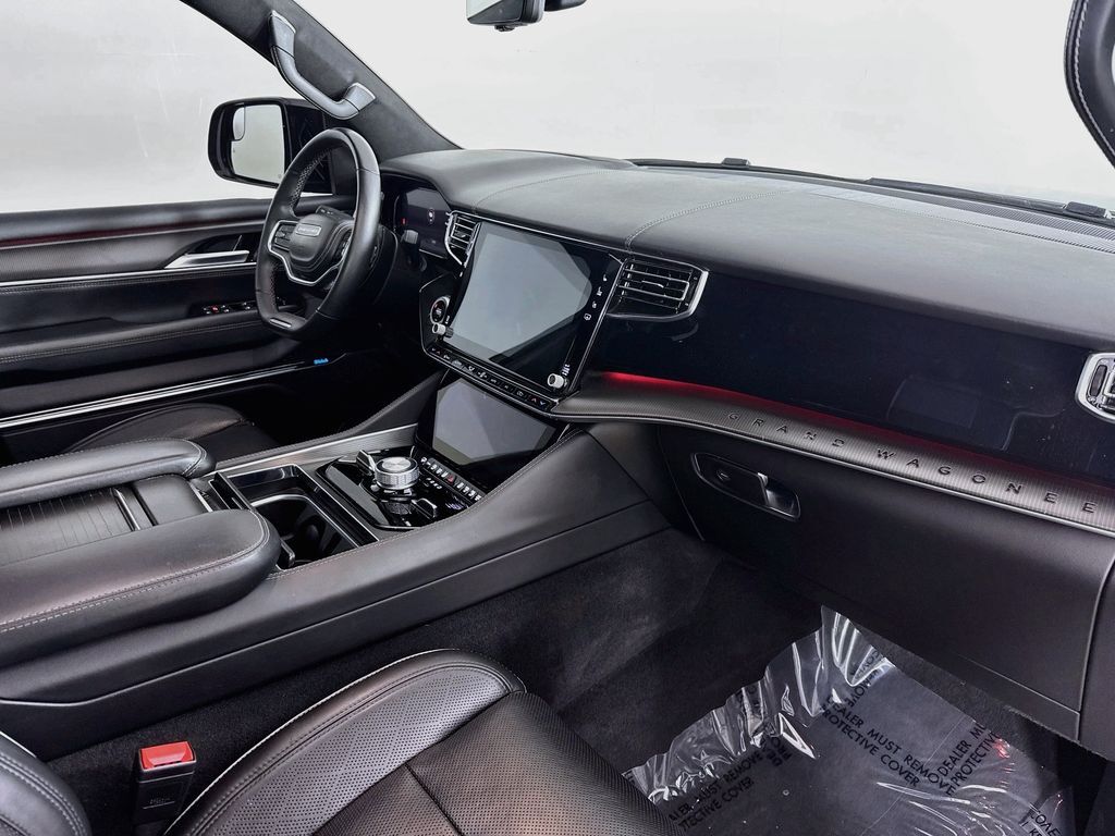2024 Jeep Grand Wagoneer L Series II Willowbrook IL