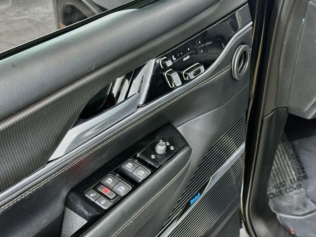 2024 Jeep Grand Wagoneer L Series II Willowbrook IL