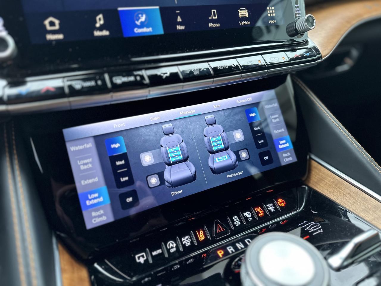 2024 Jeep Grand Wagoneer L Series III 4x4 | Low KMs | 3L Hurricane | Leather | NAV | Heated Vented Seats | Sunroof Redwater AB
