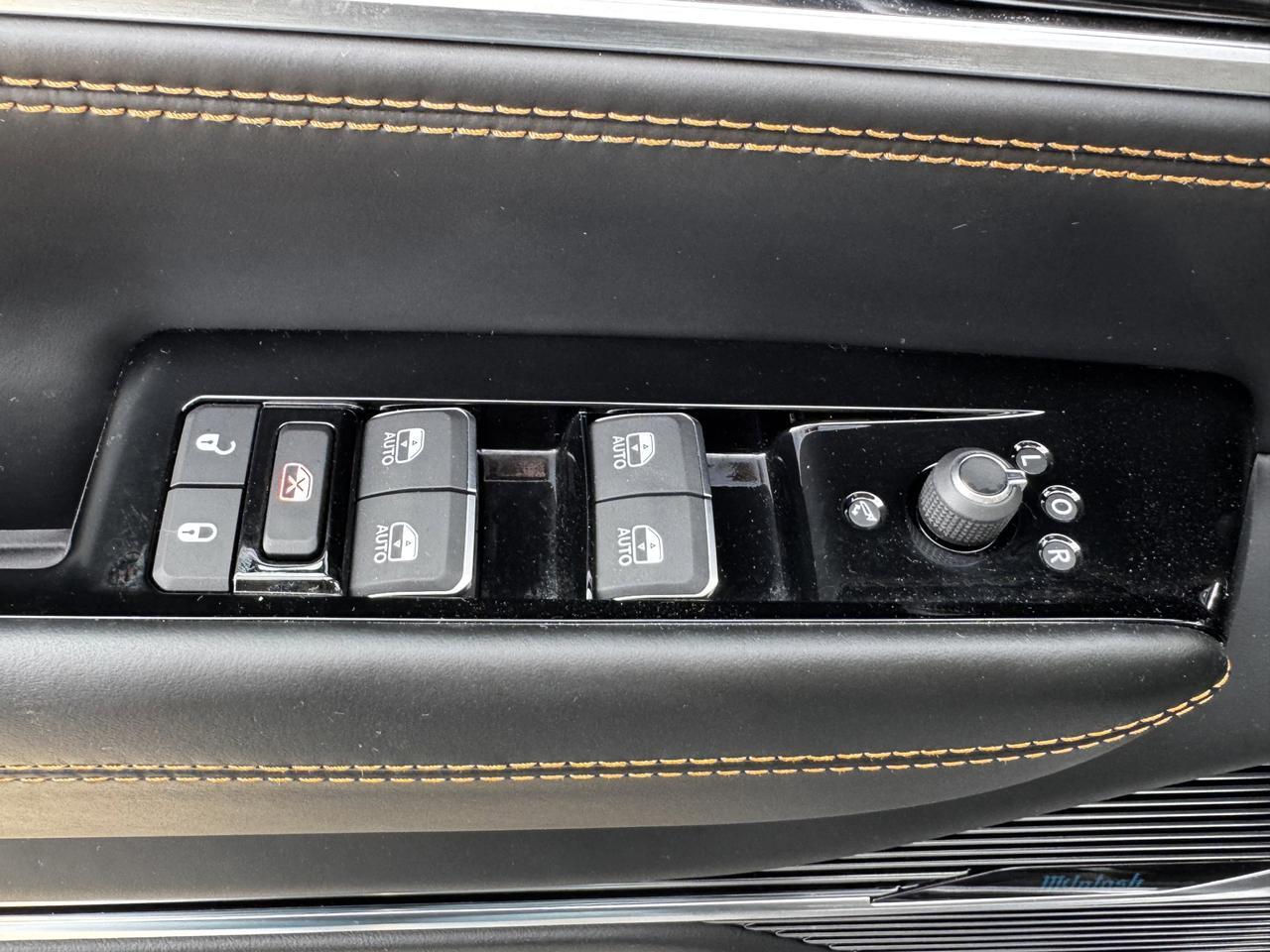 2024 Jeep Grand Wagoneer L Series III 4x4 | Low KMs | 3L Hurricane | Leather | NAV | Heated Vented Seats | Sunroof Redwater AB