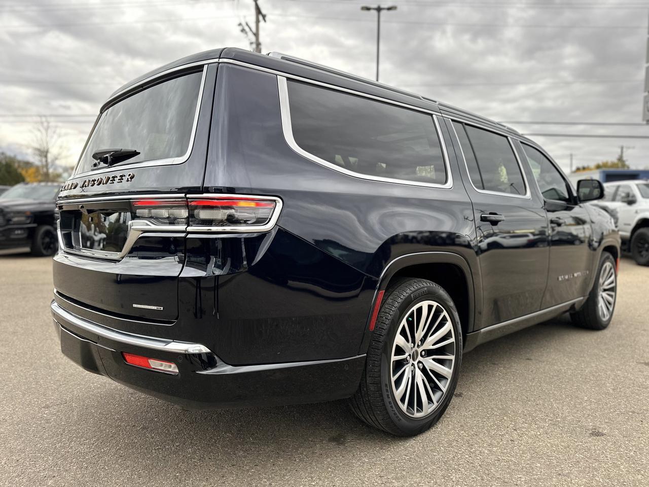 2024 Jeep Grand Wagoneer L Series III 4x4 | Low KMs | 3L Hurricane | Leather | NAV | Heated Vented Seats | Sunroof Redwater AB