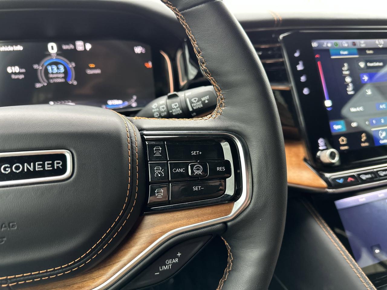 2024 Jeep Grand Wagoneer L Series III 4x4 | Low KMs | 3L Hurricane | Leather | NAV | Heated Vented Seats | Sunroof Redwater AB