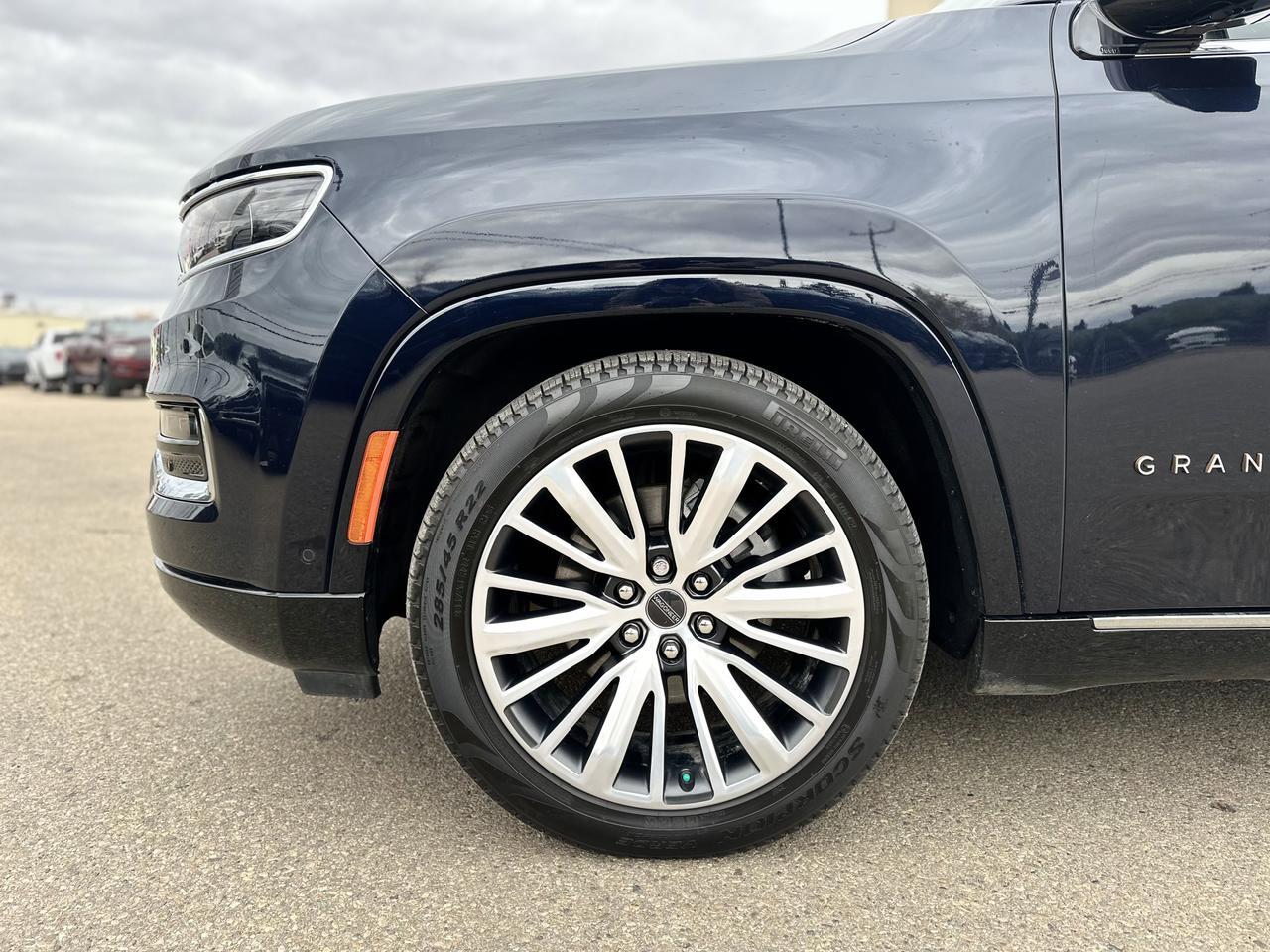 2024 Jeep Grand Wagoneer L Series III 4x4 | Low KMs | 3L Hurricane | Leather | NAV | Heated Vented Seats | Sunroof Redwater AB