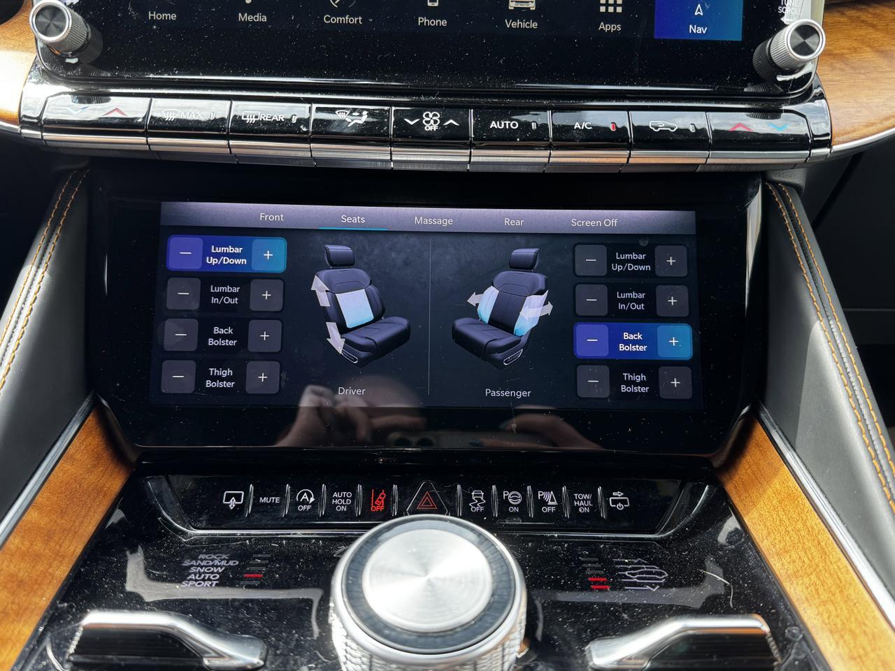 2024 Jeep Grand Wagoneer L Series III 4x4 | Low KMs | 3L Hurricane | Leather | NAV | Heated Vented Seats | Sunroof Redwater AB