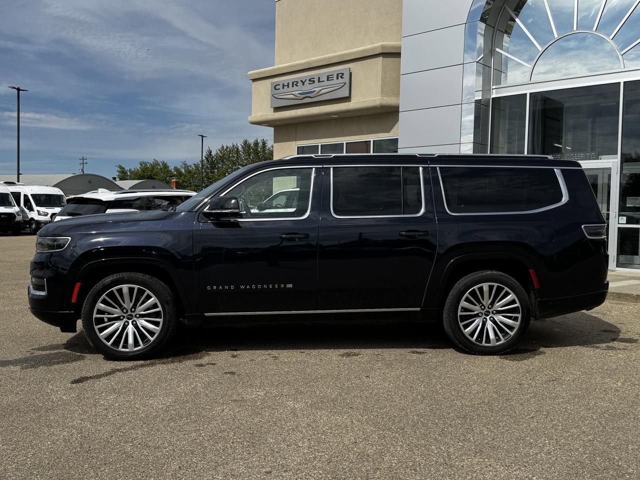 2024 Jeep Grand Wagoneer L Series III 4x4 | Low KMs | 3L Hurricane | Leather | NAV | Heated Vented Seats | Sunroof Redwater AB