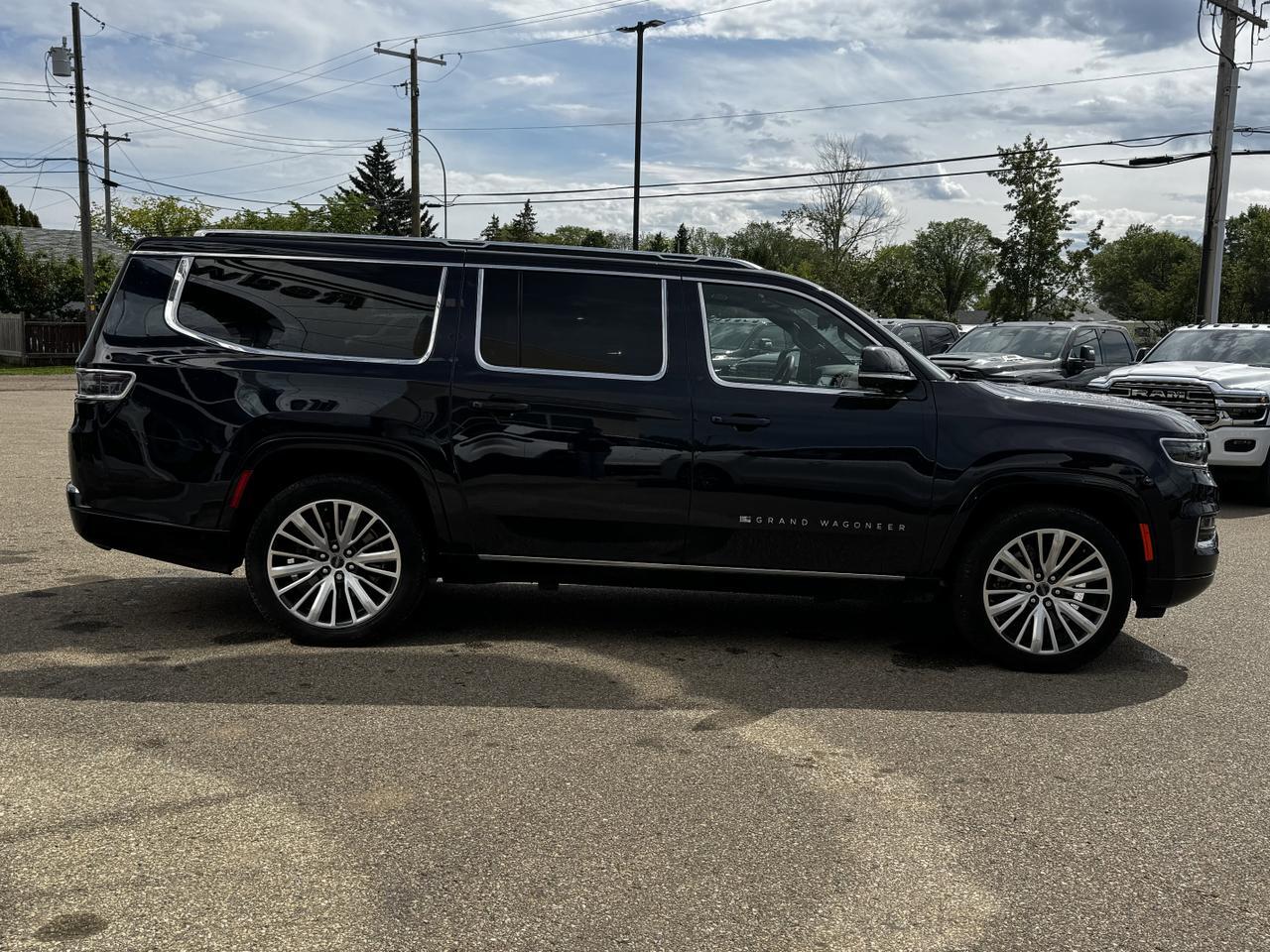 2024 Jeep Grand Wagoneer L Series III 4x4 | Low KMs | 3L Hurricane | Leather | NAV | Heated Vented Seats | Sunroof Redwater AB