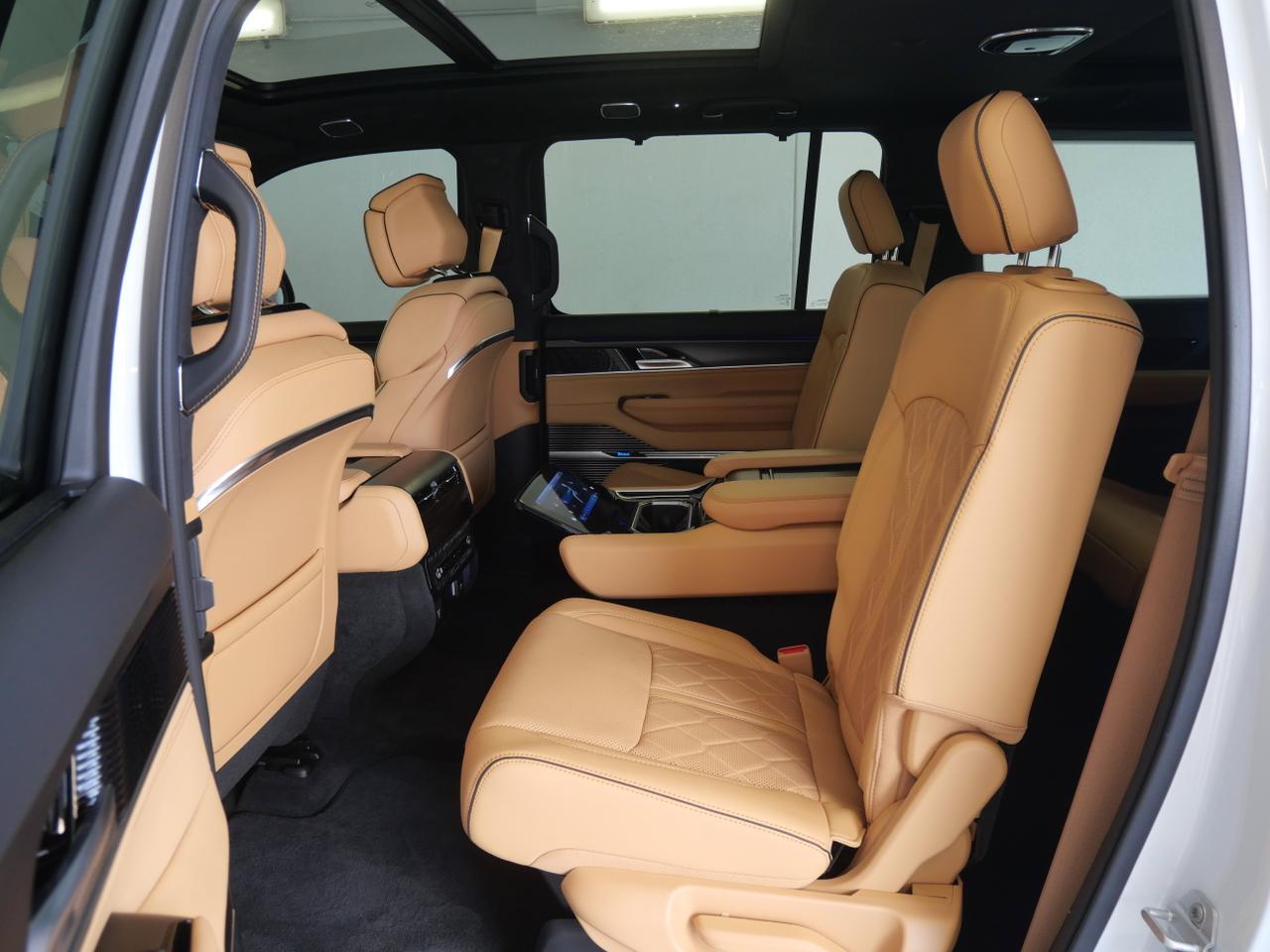 2024 Jeep Grand Wagoneer L Series III Obsidian San Juan TX