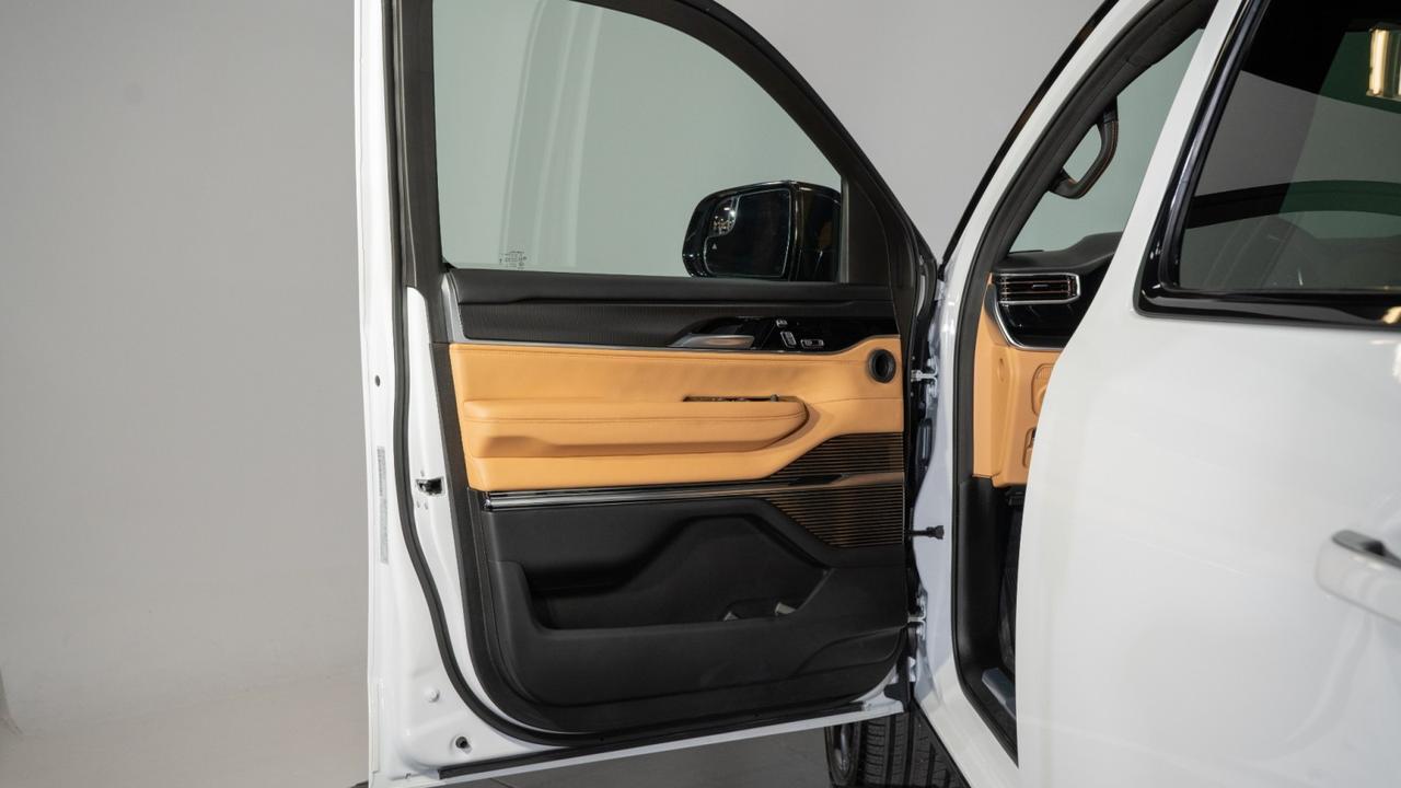 2024 Jeep Grand Wagoneer Series III Obsidian Franklin TN