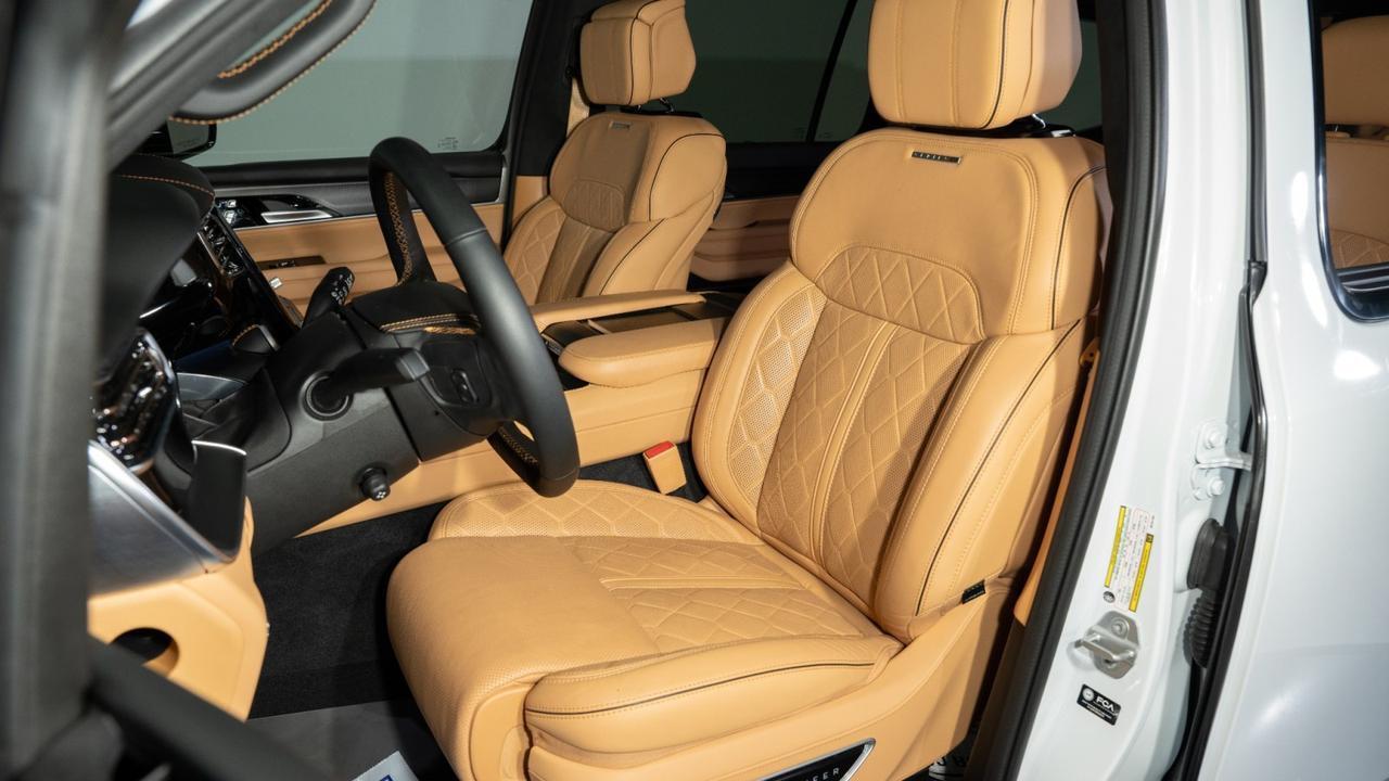 2024 Jeep Grand Wagoneer Series III Obsidian Franklin TN