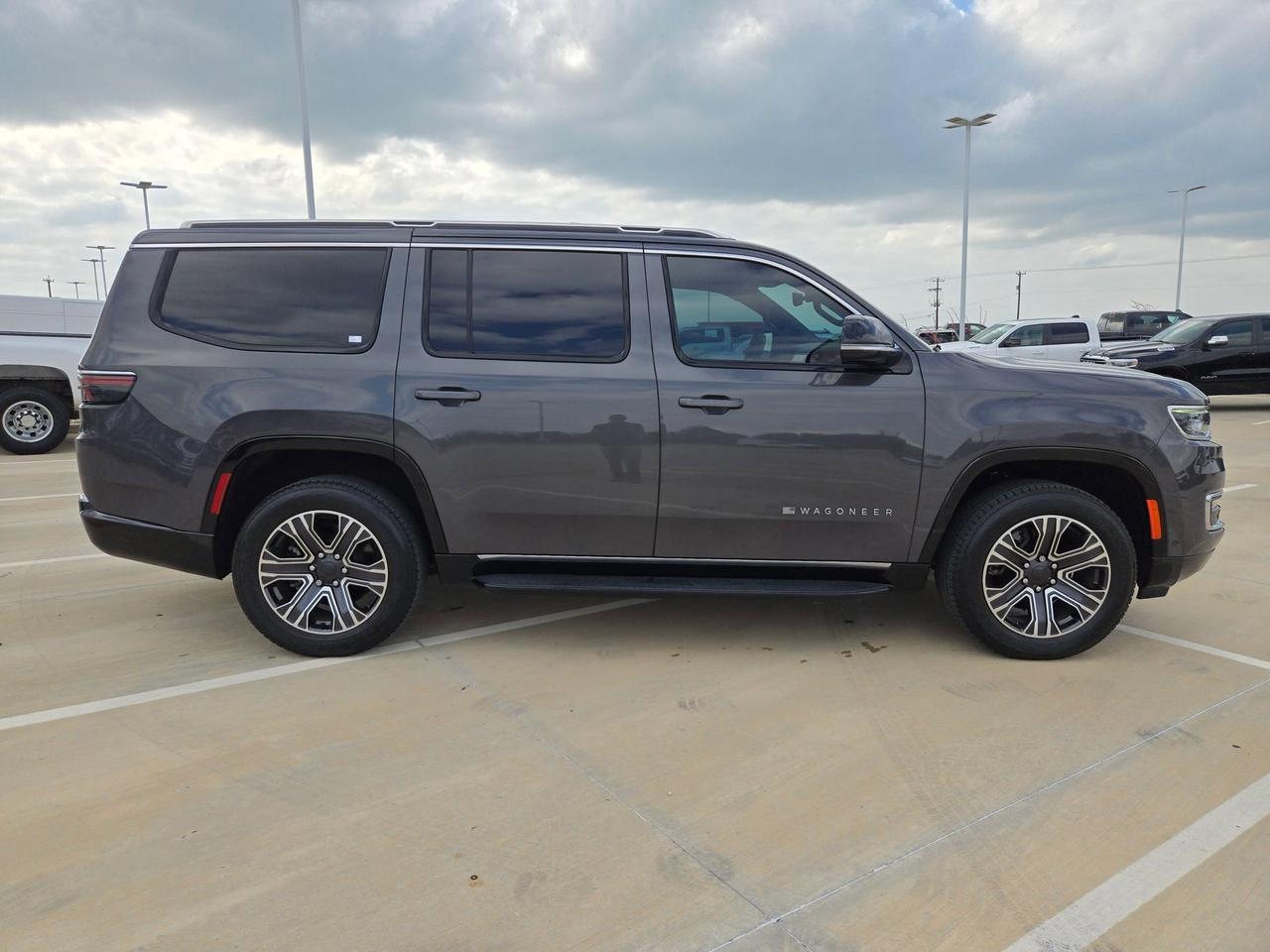 2024 Jeep Wagoneer BASE