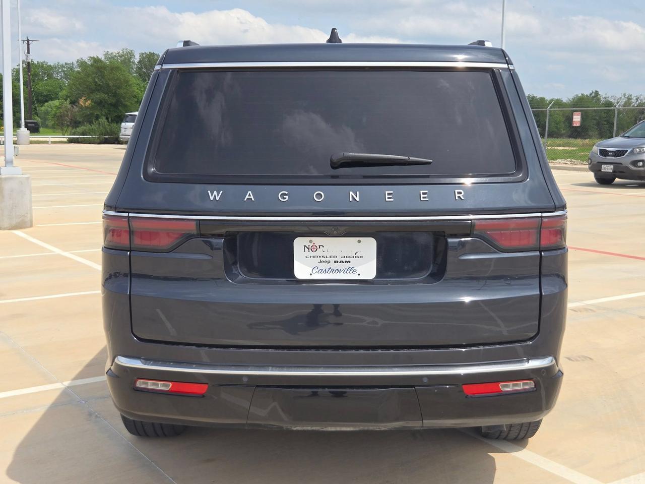 2024 Jeep Wagoneer BASE Castroville TX