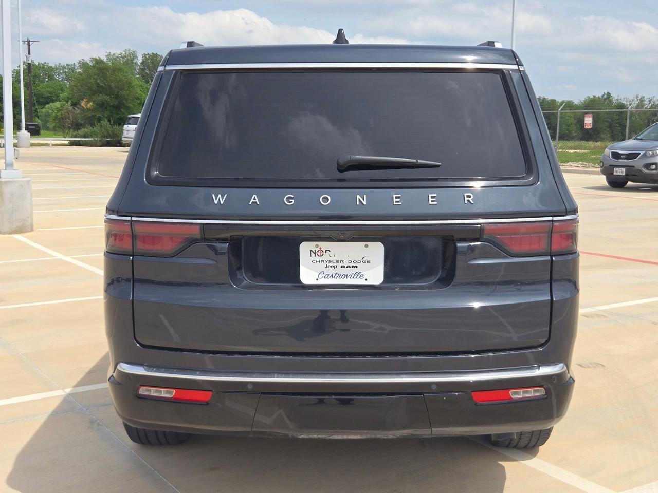 2024 Jeep Wagoneer BASE Castroville TX