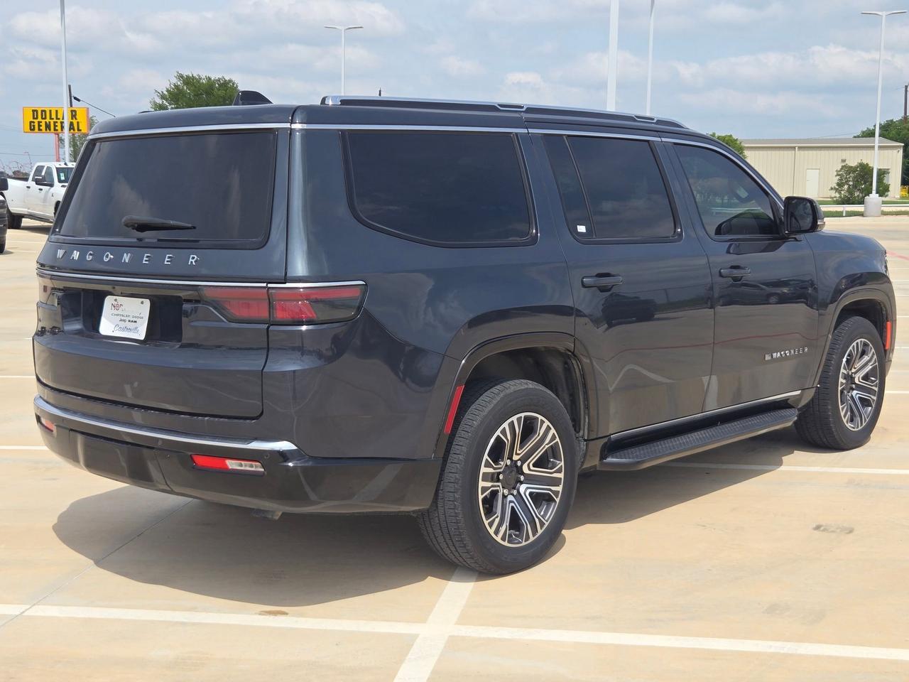 2024 Jeep Wagoneer BASE