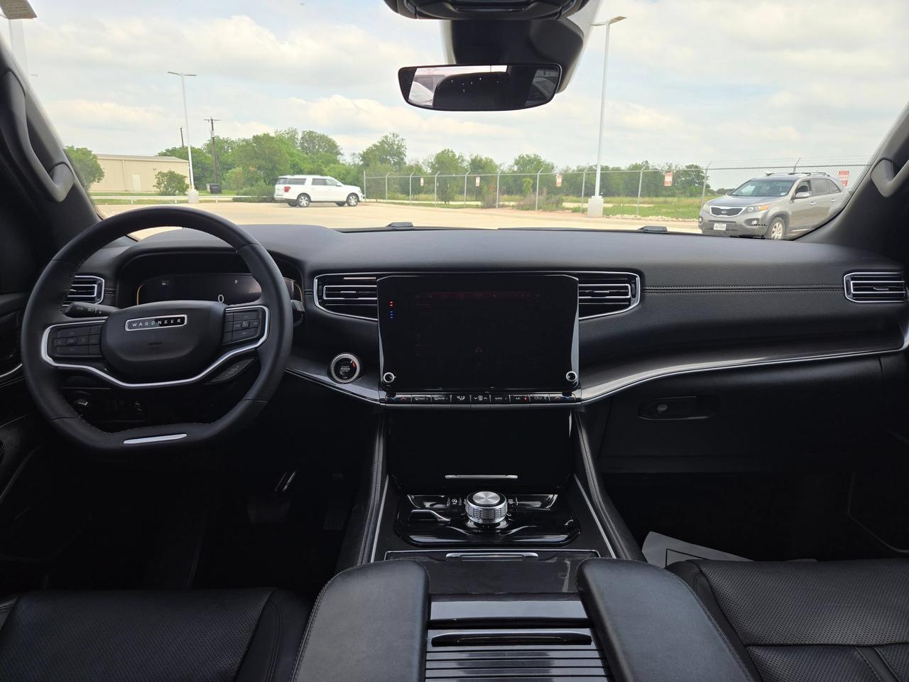 2024 Jeep Wagoneer BASE Castroville TX