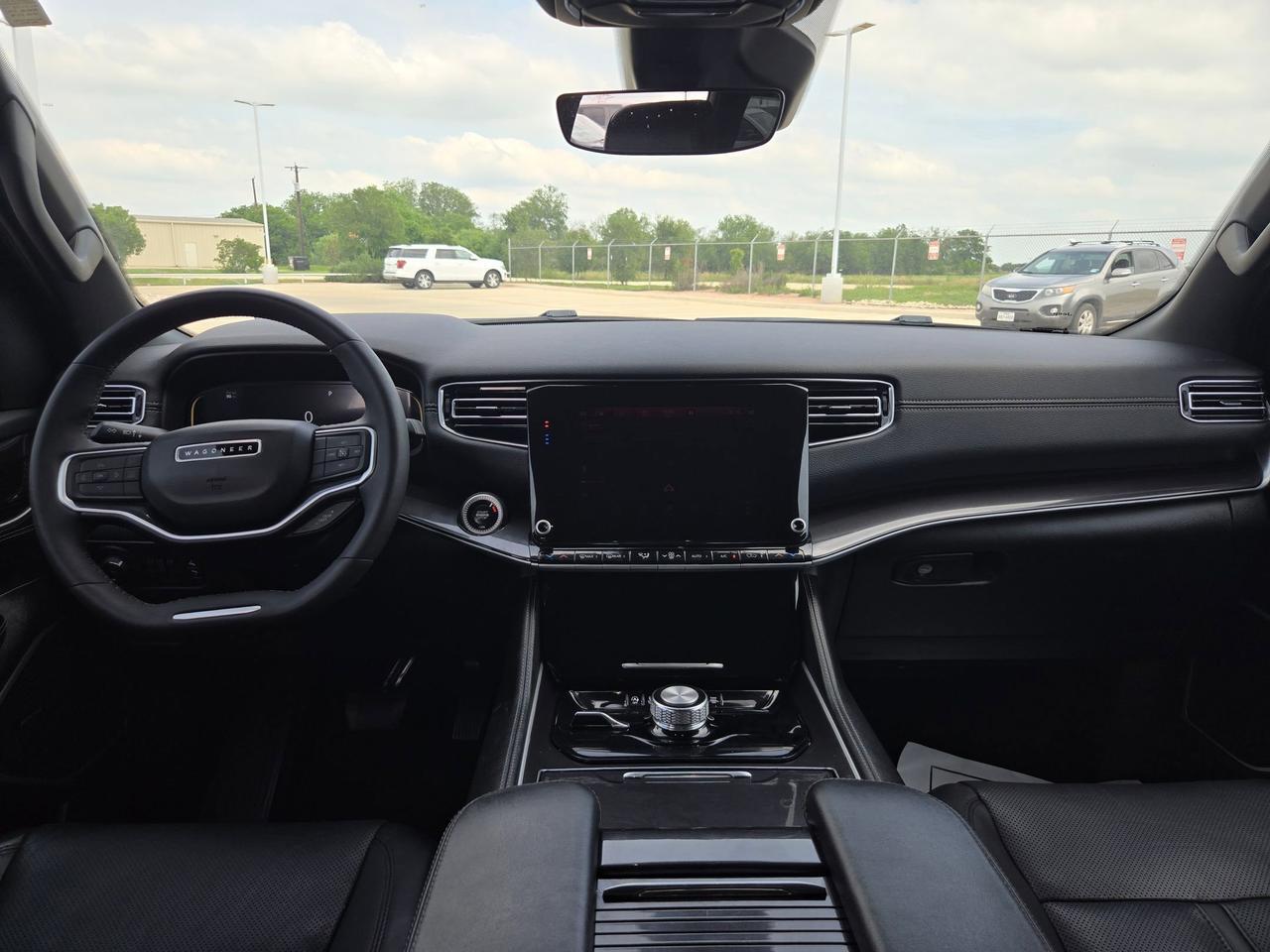 2024 Jeep Wagoneer BASE Castroville TX