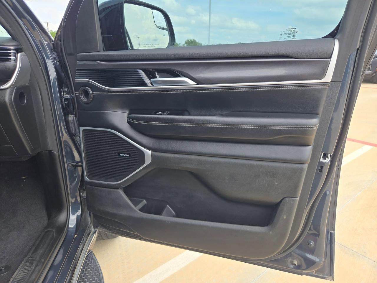 2024 Jeep Wagoneer BASE Castroville TX